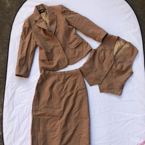 Vintage 3 piece women’s suit